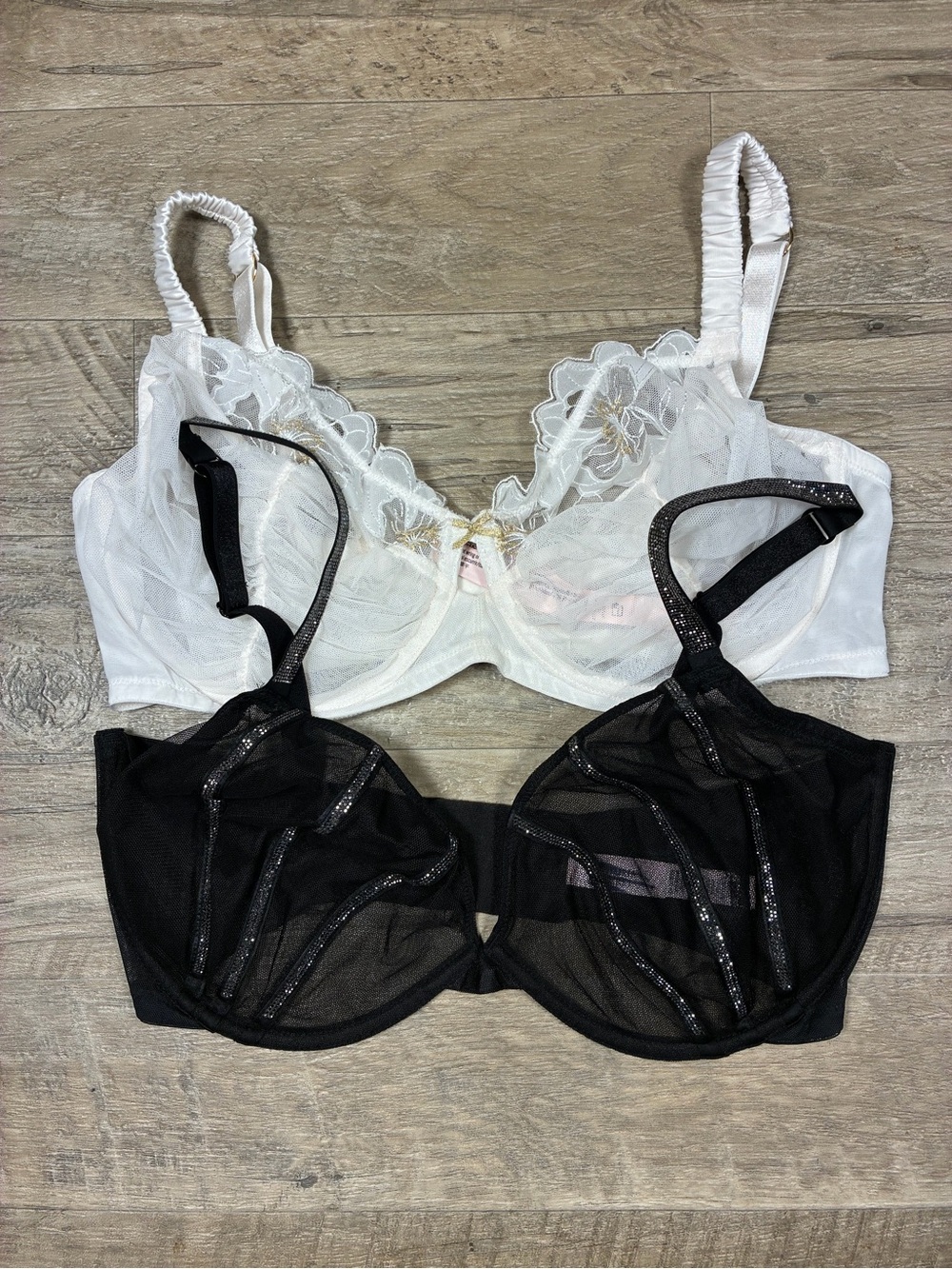 Victoria Secret 2 Underwired Semi Sheer Bras Mesh Lace Bow Sequin Shine Strap